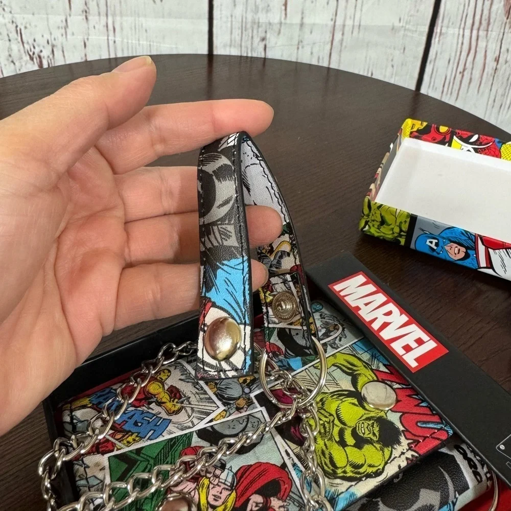 Marvel Comic Tri-Fold Wallet with chain. 90s skater boy appeal